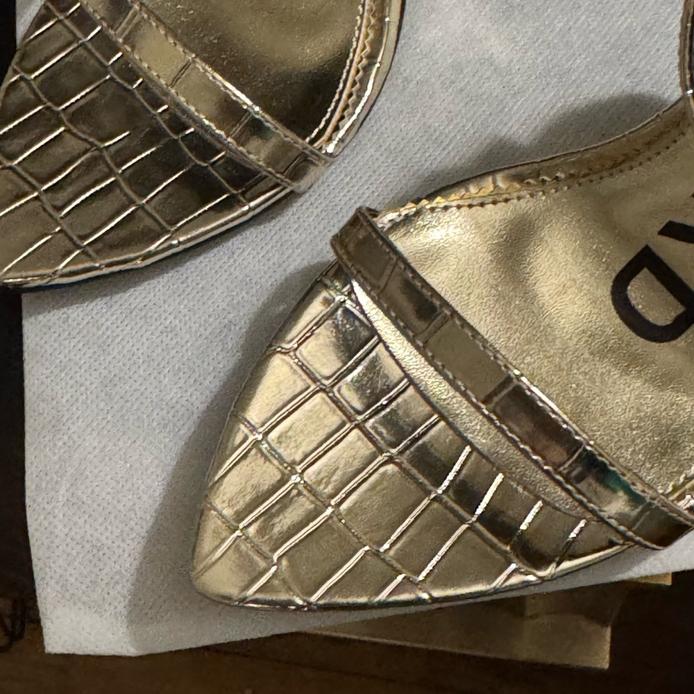 ⭐️NEW Tom ford Luxury inspiration
dust bag only - Picture 9 of 15